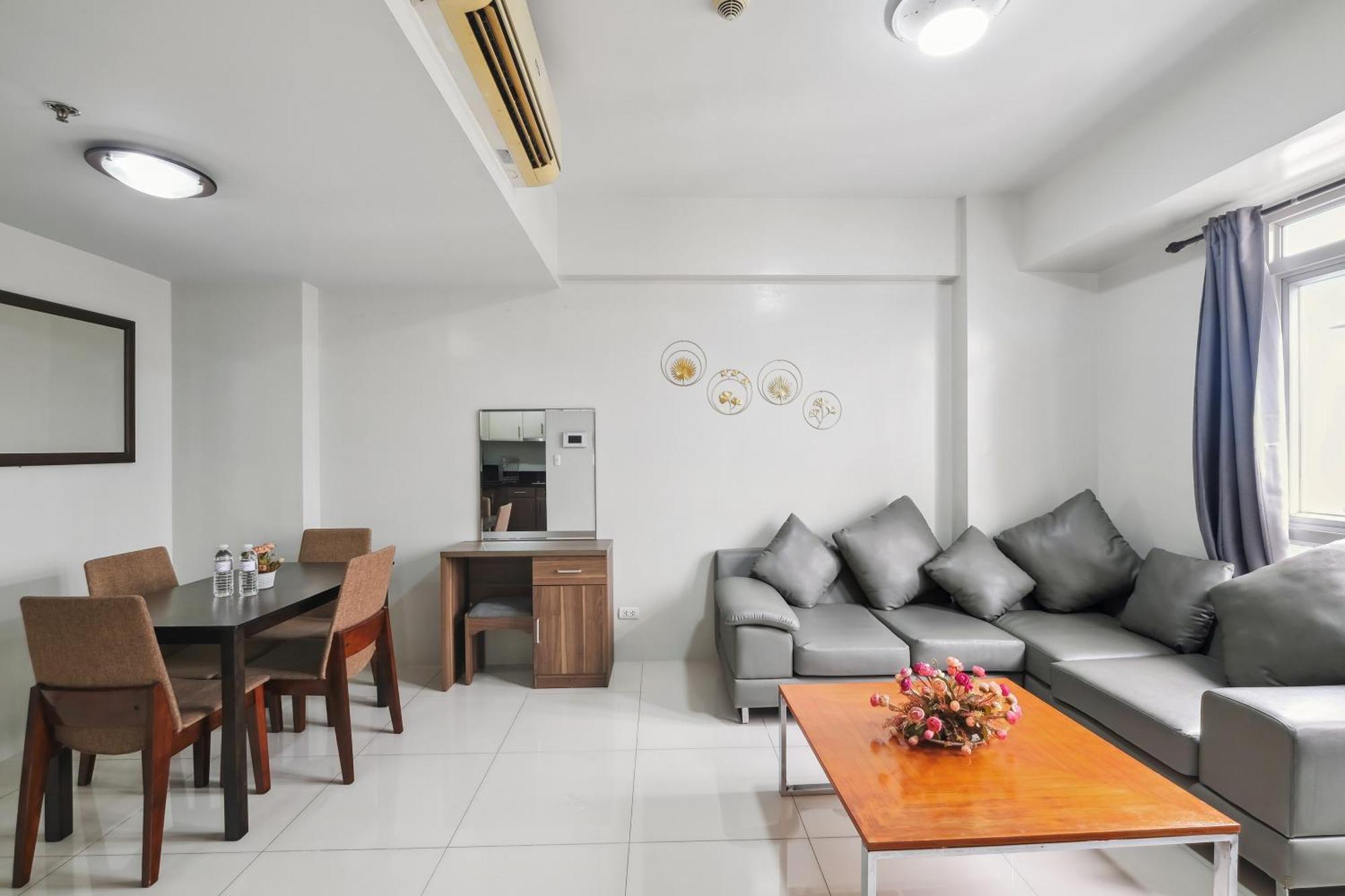 Tess And Tessha Condotel Near T3 Airport 马尼拉 外观 照片
